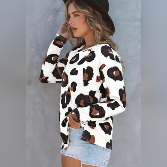 NEW! White Leopard Print Casual Loose Long Sleeve Top - Picture 4 of 14